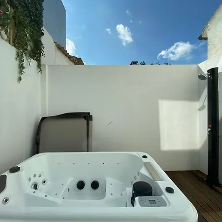 Moradia Com Jaccuzzi E Sky View